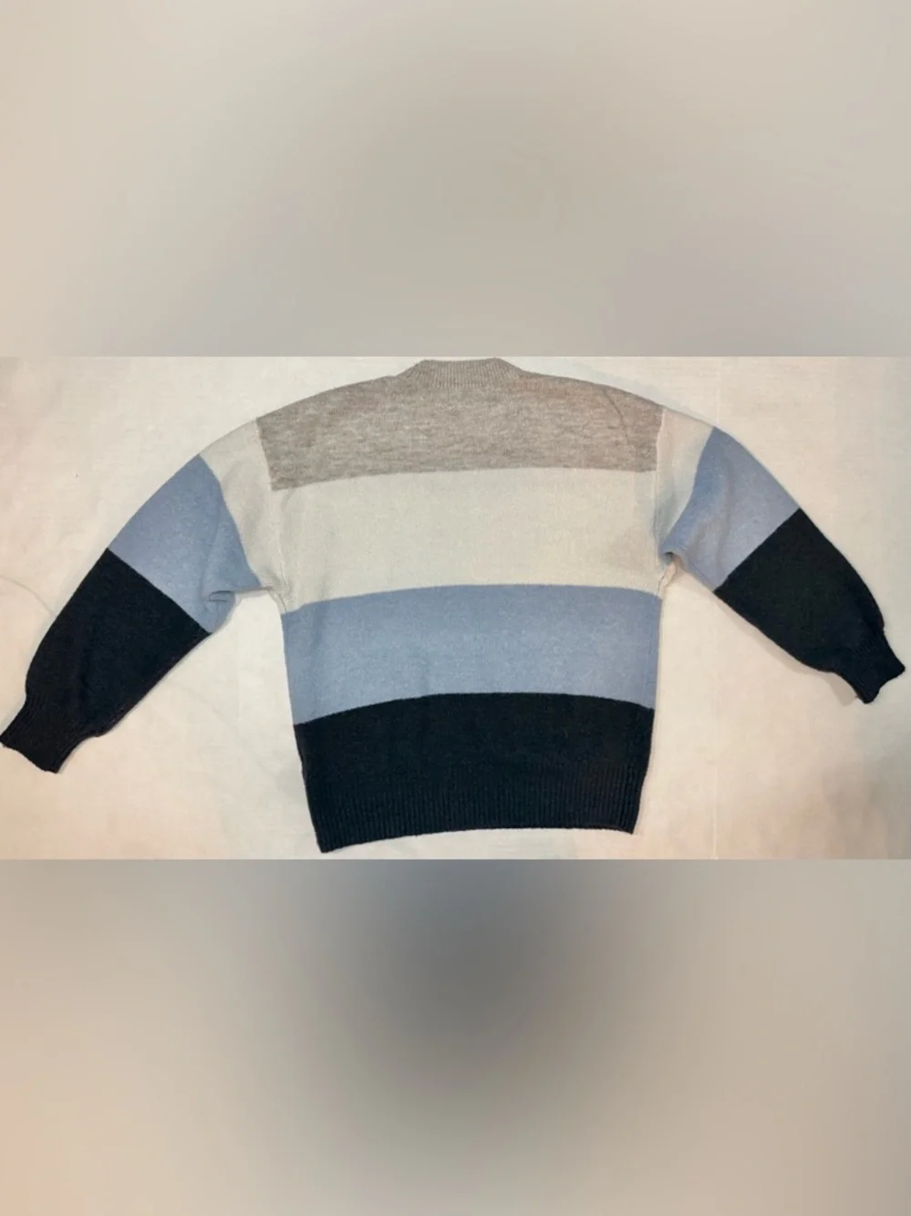 H&M Colorblock Knit Sweater Blue Gray White Black Crew Neck Pullover Size S - Picture 3 of 15